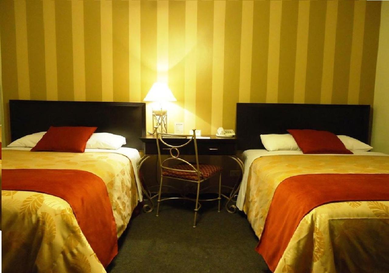 Leon De Oro Inn&suites 3* Lima