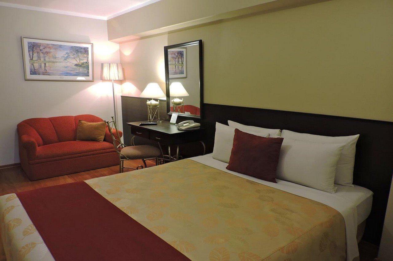 Leon De Oro Inn&suites 3* Lima