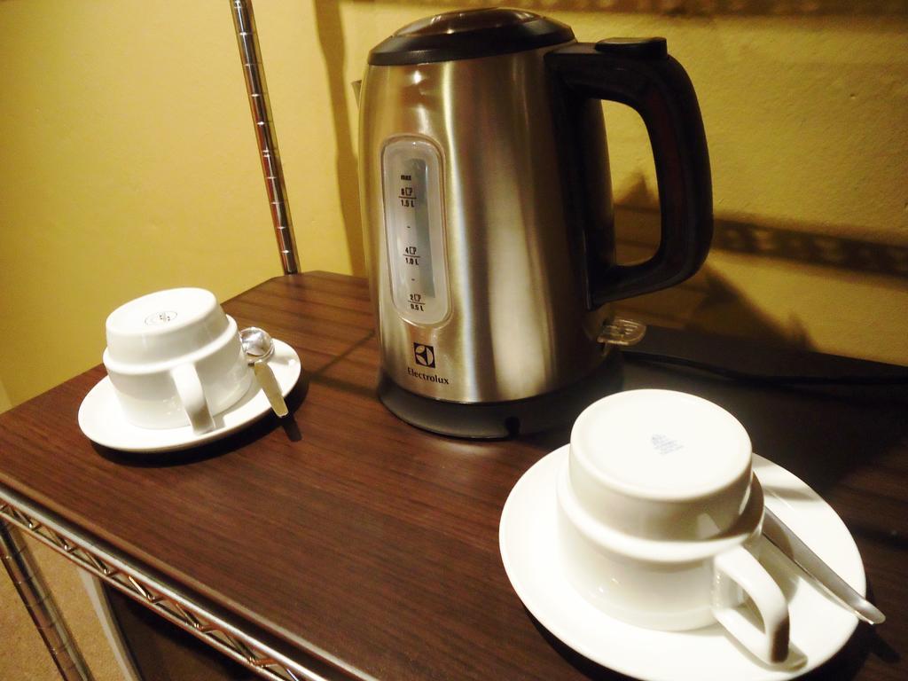Leon De Oro & Hotel 3*