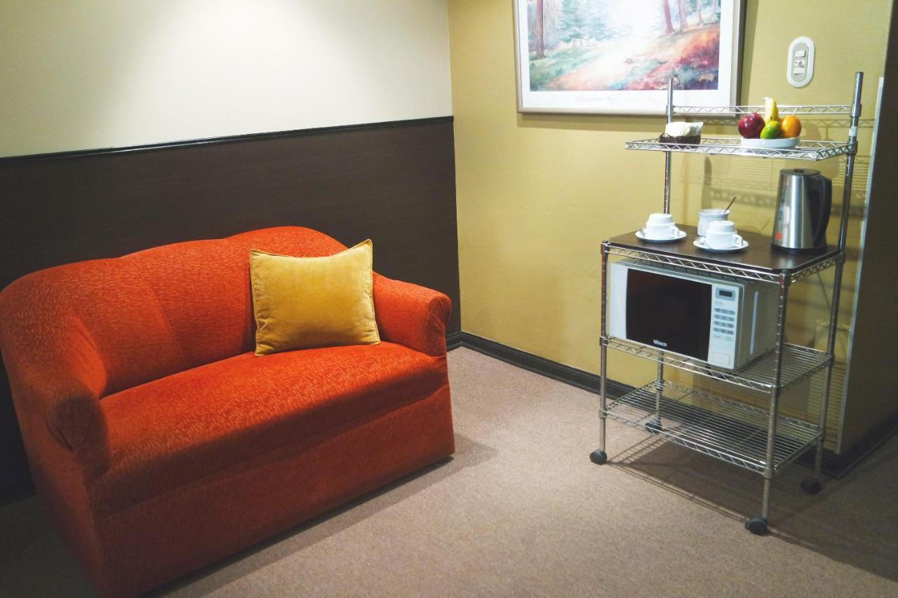 Leon De Oro Inn&suites Hotel Lima